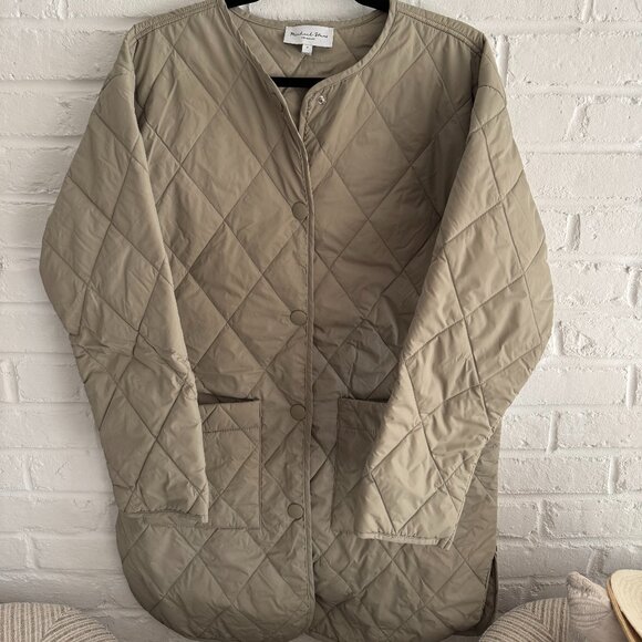 Michael Stars Women’s NWOT Small Sonnet Snap Front Quilted Coat in Light Olive - Picture 2 of 4